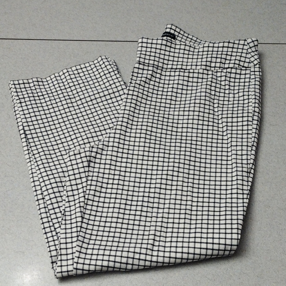 1x Counterparts Stretchy Waist Pants
